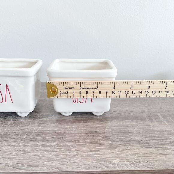 NWT (set of 2) Rae Dunn USA Small Planters - Picture 8 of 8